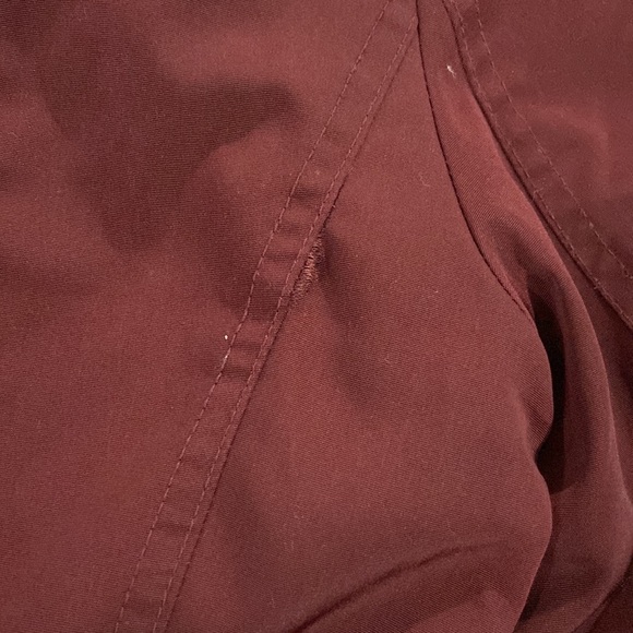 London Fog trench Coat - Picture 9 of 9